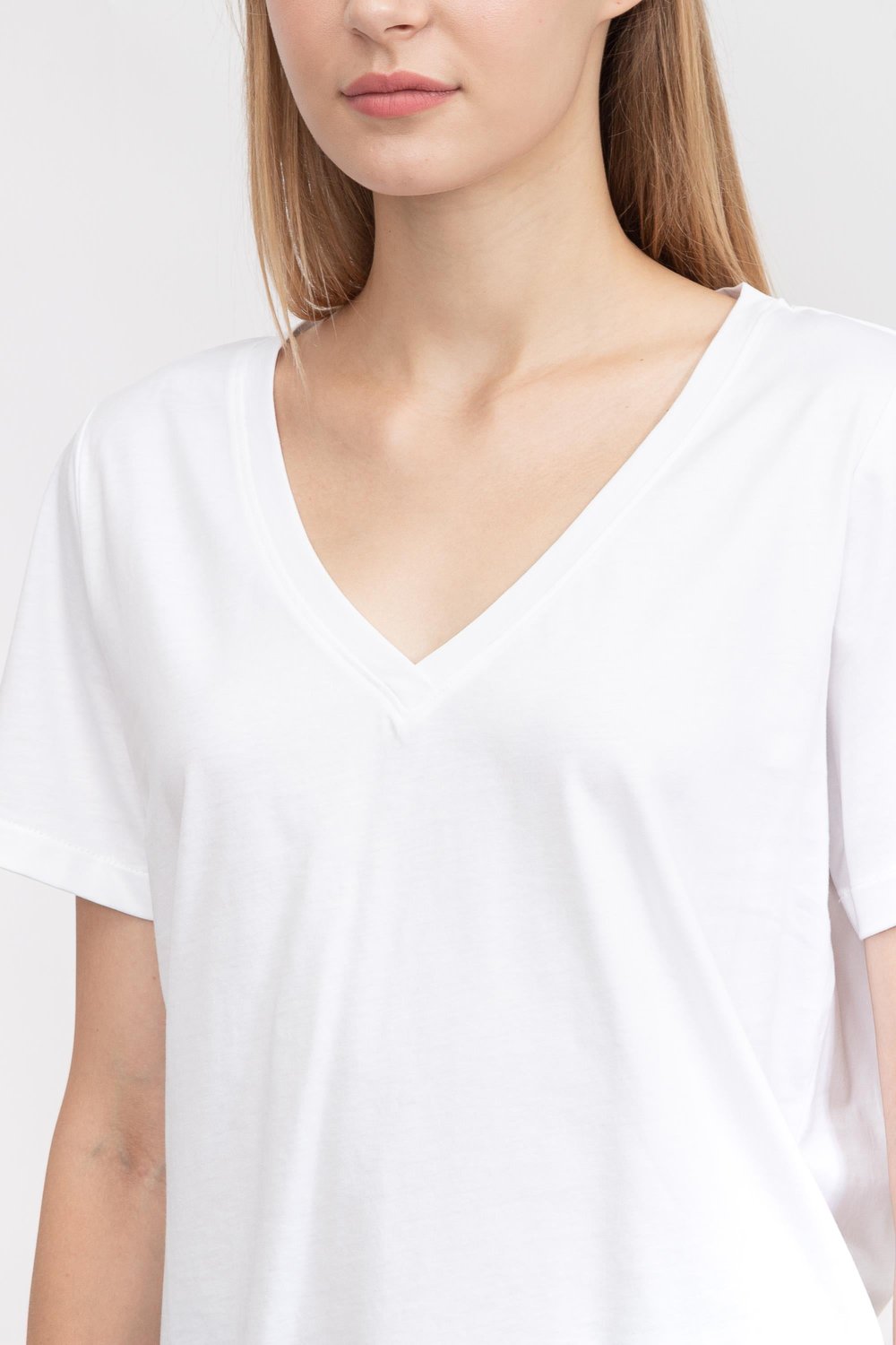 Calvin Klein Smooth Cotton Kadın V Yaka T-Shirt Beyaz