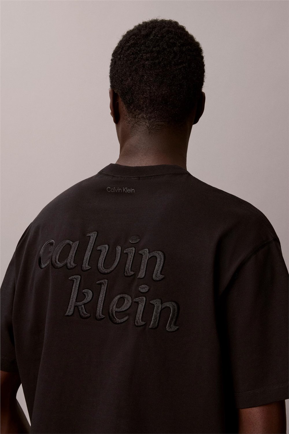 Calvin Klein Ss 16S Aug Calvin Kln Trvl Graph Erkek Bisiklet Yaka T-Shirt Siyah