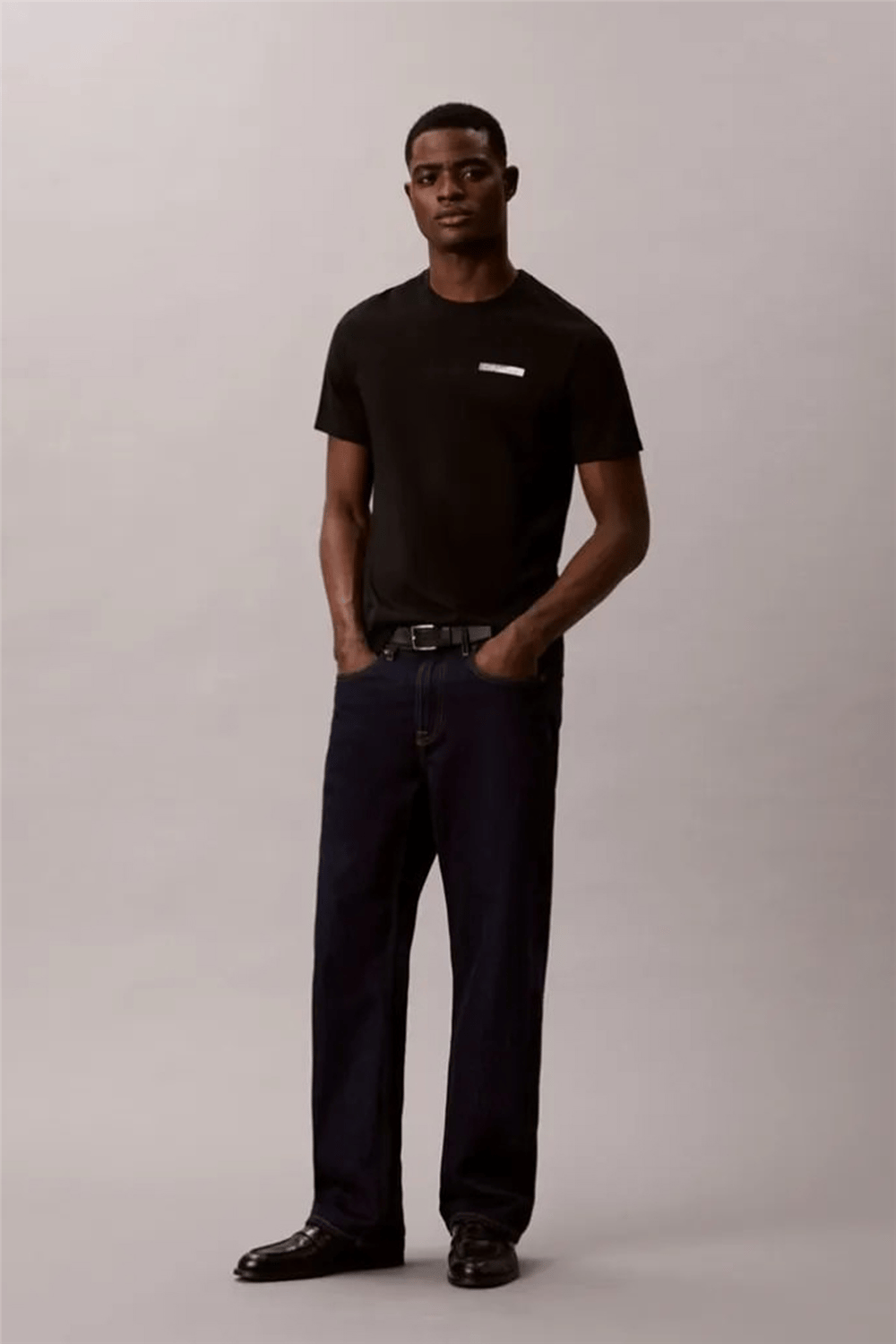 Calvin Klein Ss 30S Eu Spw Split Stndrd Graph Erkek Bisiklet Yaka T-Shirt Siyah