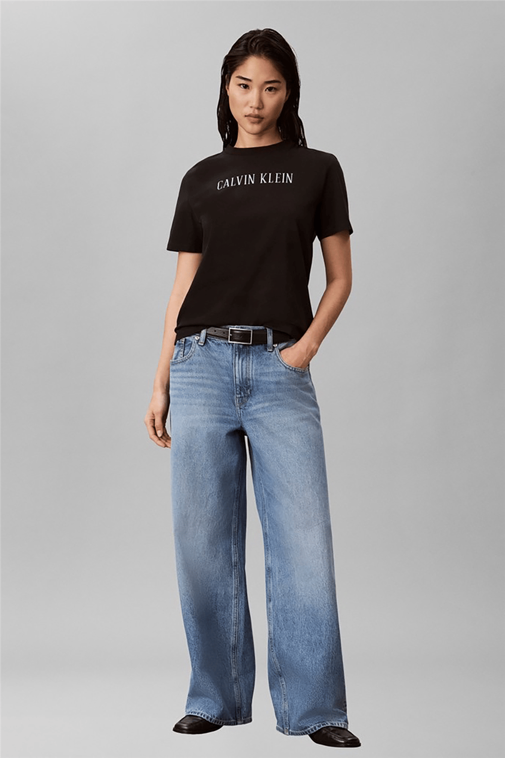 Calvin Klein Ss Classic Varsity Logo Tee Kadın Bisiklet Yaka T-Shirt Siyah