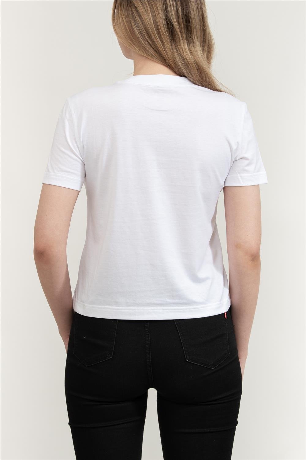Calvin Klein Ss Fitted Script Te Kadın Bisiklet Yaka T-Shirt
