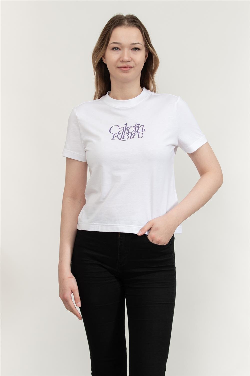 Calvin Klein Ss Fitted Script Te Kadın Bisiklet Yaka T-Shirt