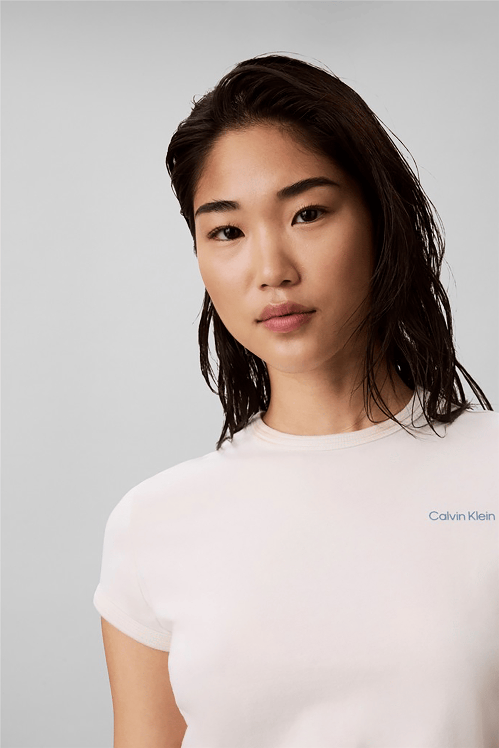 Calvin Klein Ss Slim Fit Feminine Logo Tee Kadın Bisiklet Yaka T-Shirt Beyaz