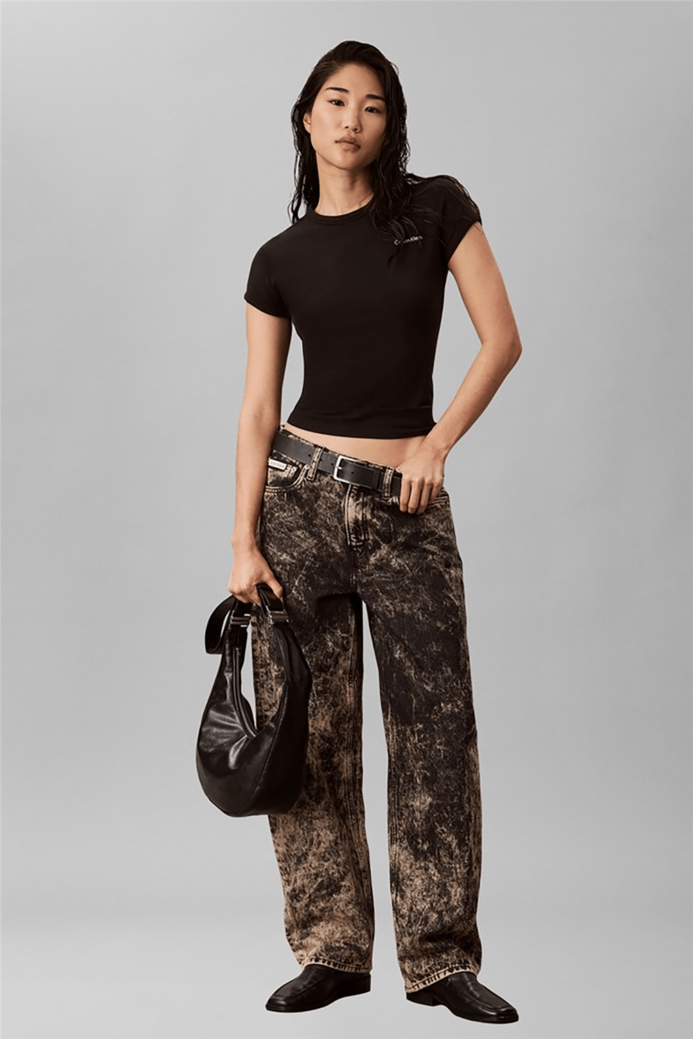 Calvin Klein Ss Slim Fit Feminine Logo Tee Kadın Bisiklet Yaka T-Shirt Siyah