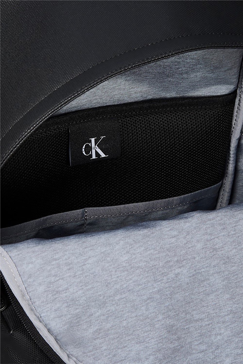 Calvin Klein Texture Mix Round Backpack Erkek Sırt Çantası Siyah
