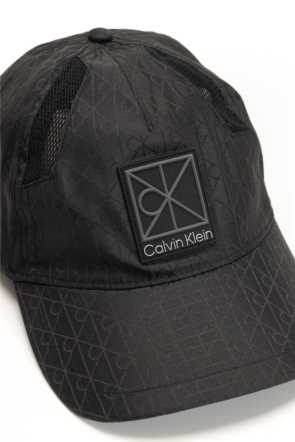 Calvin Klein Utility Tech Nylon C Erkek Baseball Şapka