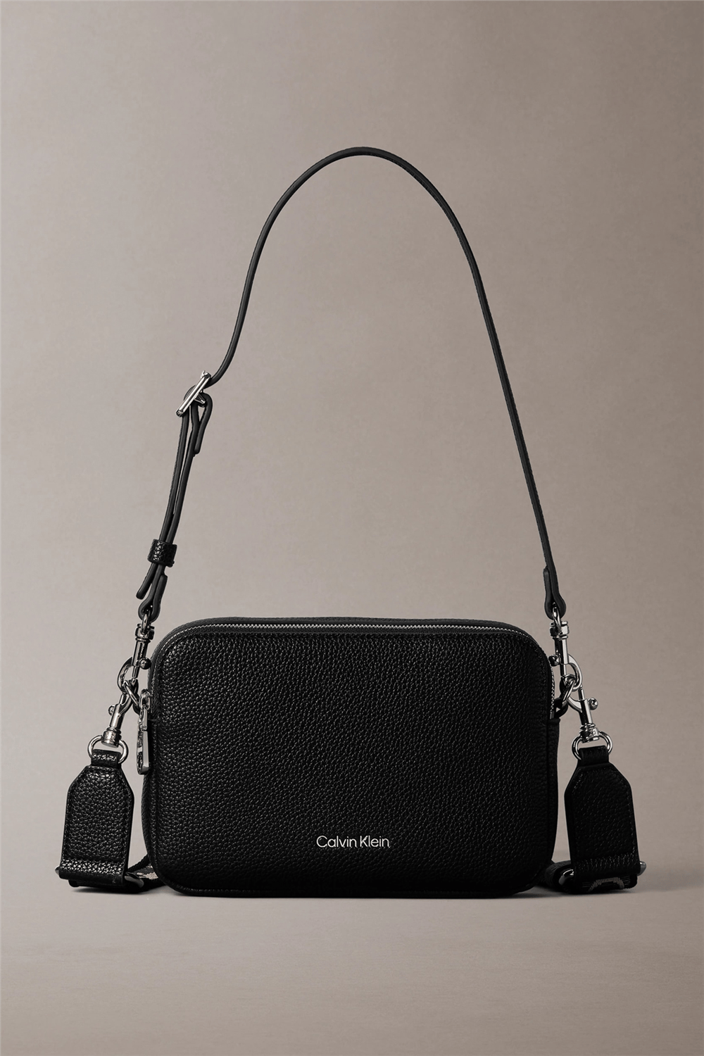 Calvin Klein Webbing 2X Strap Camera Bag Kadın Mini Omuz Çantası Siyah