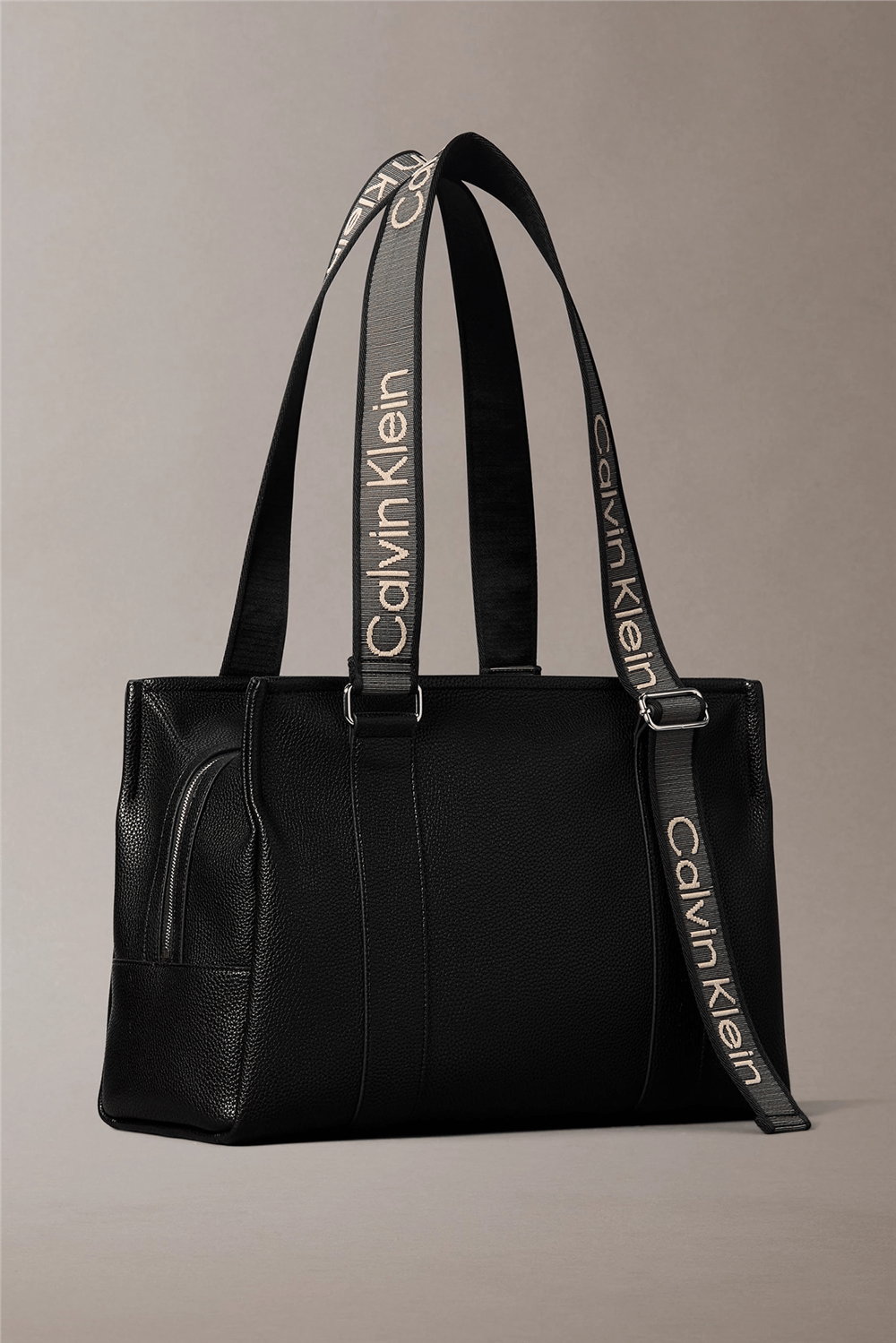 Calvin Klein Webbing Adj Strap Tote Kadın Omuz Çantası Siyah