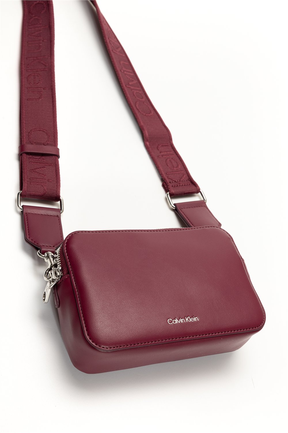 Calvin Klein Webbing Double Strap Camera Bag Kadın Mini Omuz Çantası Kırmızı