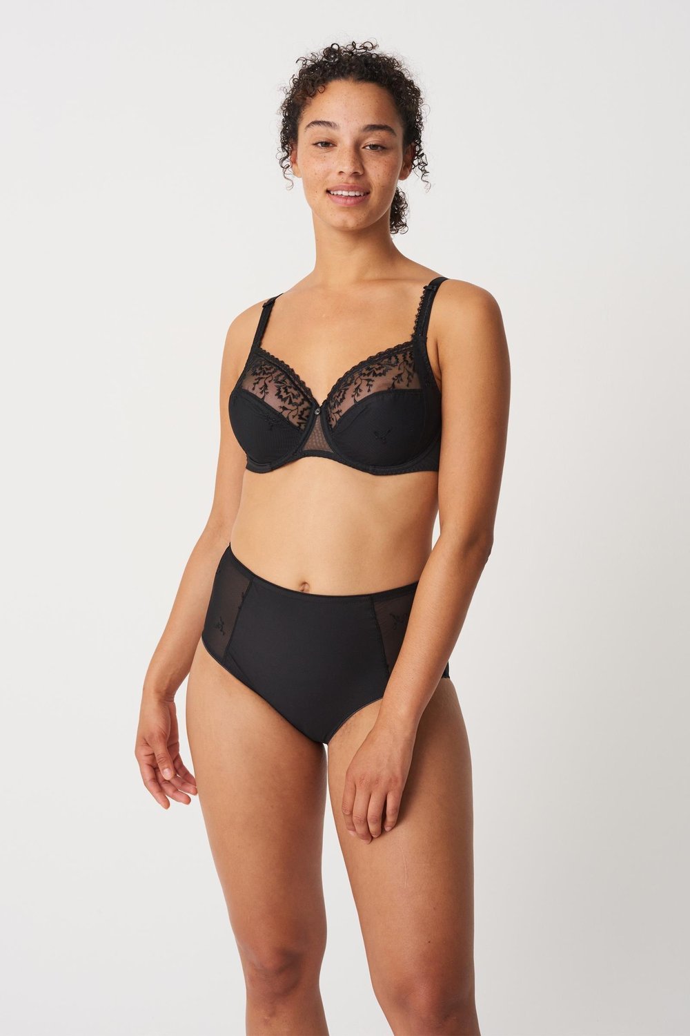 chantelle-kadin-sutyen-ccbe35.jpg