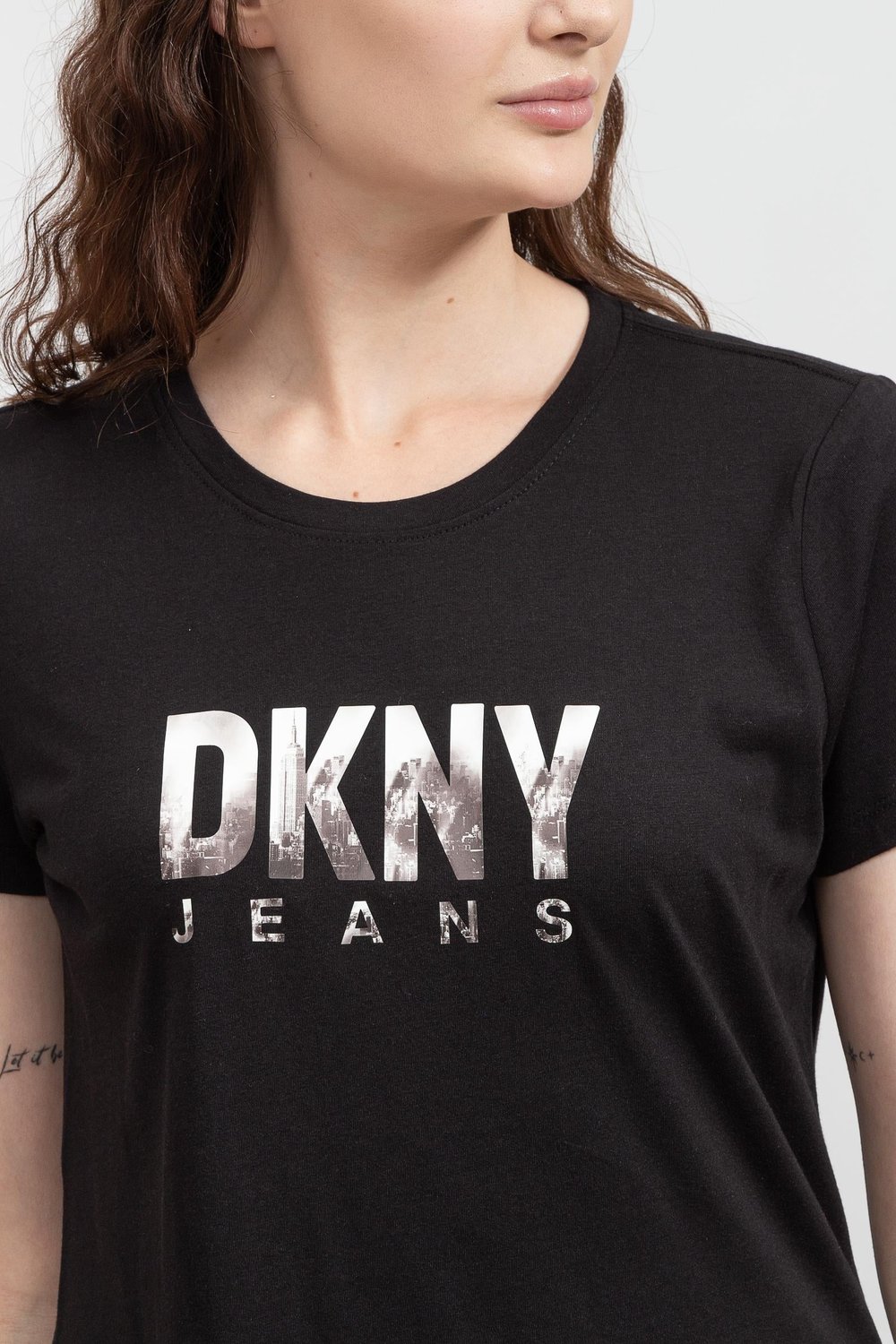 DKNY Kadın Bisiklet Yaka T-Shirt