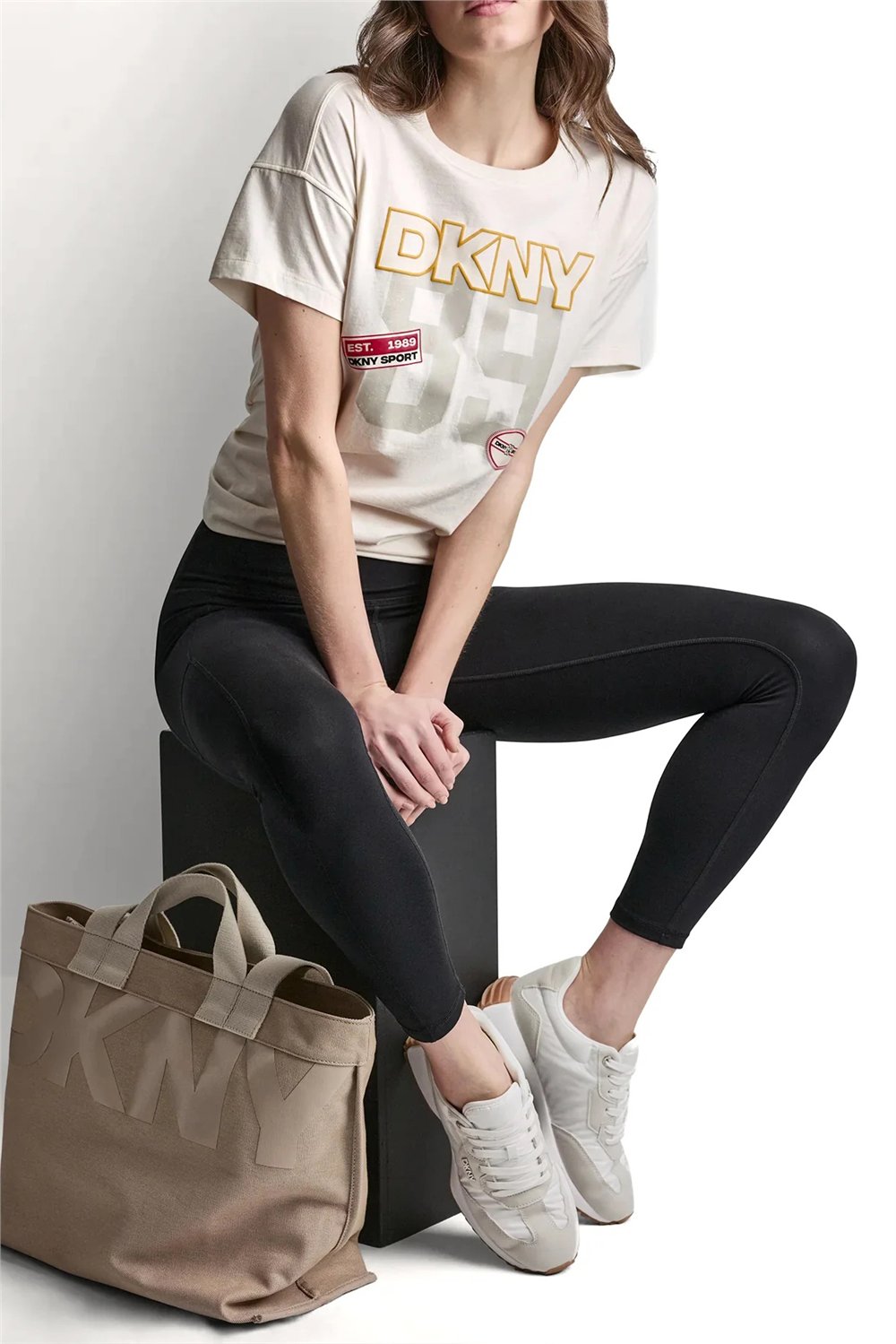 DKNY Kadın Dkny Sport Campus Pa Bisiklet Yaka T-Shirt Krem