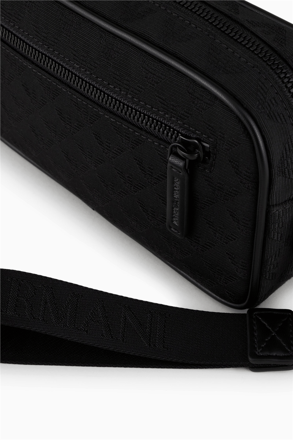 Emporio Armani Erkek El Çantası Siyah