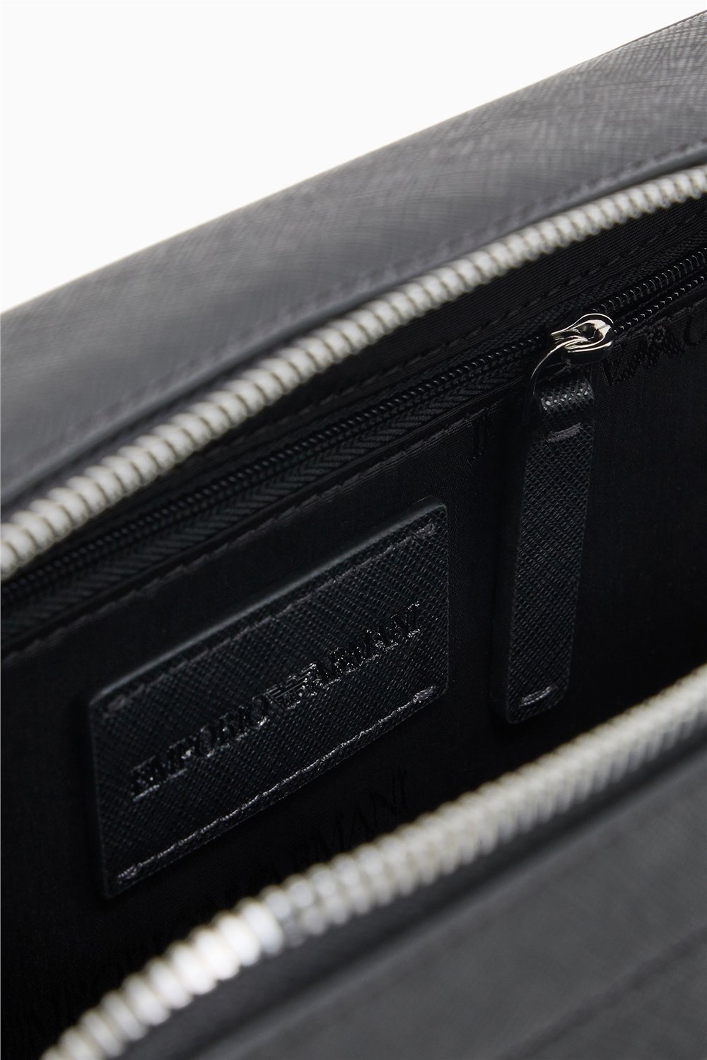 Emporio Armani Erkek El Çantası Siyah