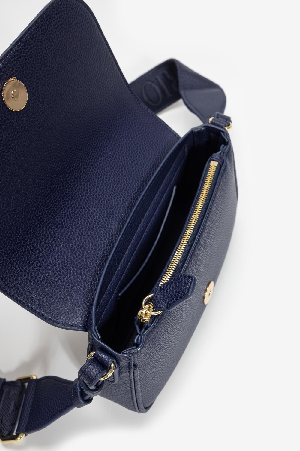 Emporio Armani Kadın Mini Omuz Çantası