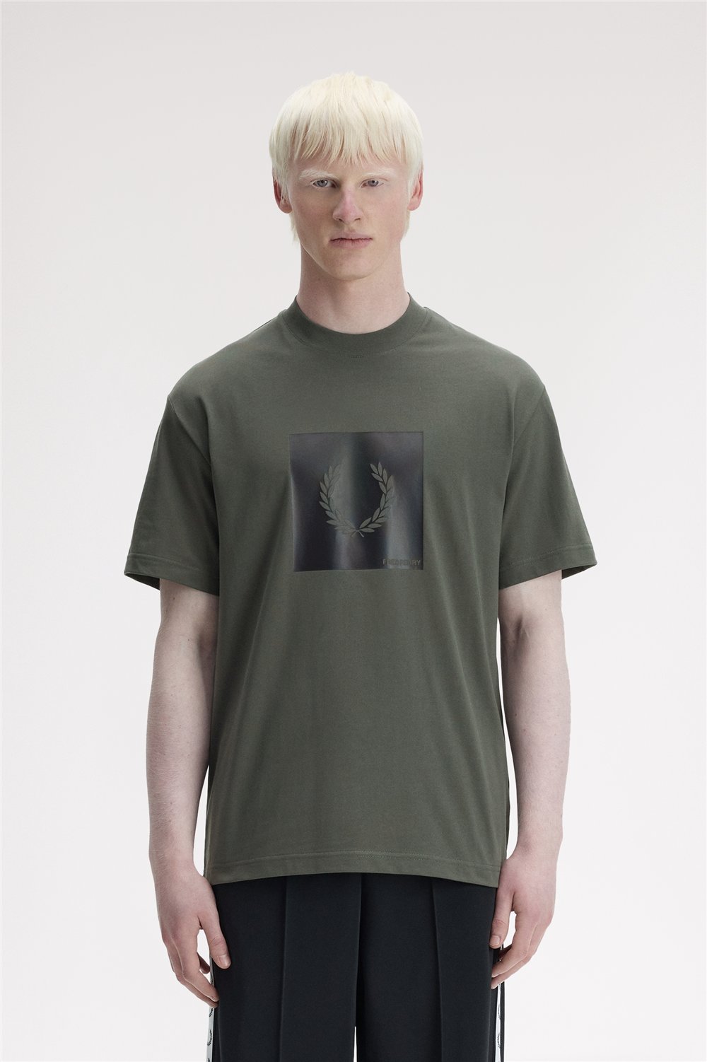 Fred Perry Box Graphic Erkek Bisiklet Yaka T-Shirt Yeşil