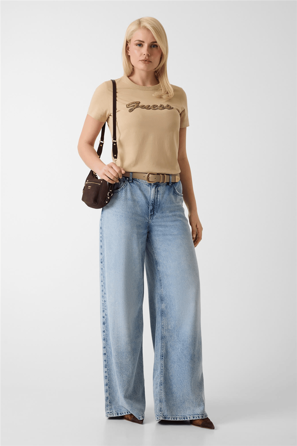 Guess Beads Kadın Regular Fit Bisiklet Yaka T-Shirt
