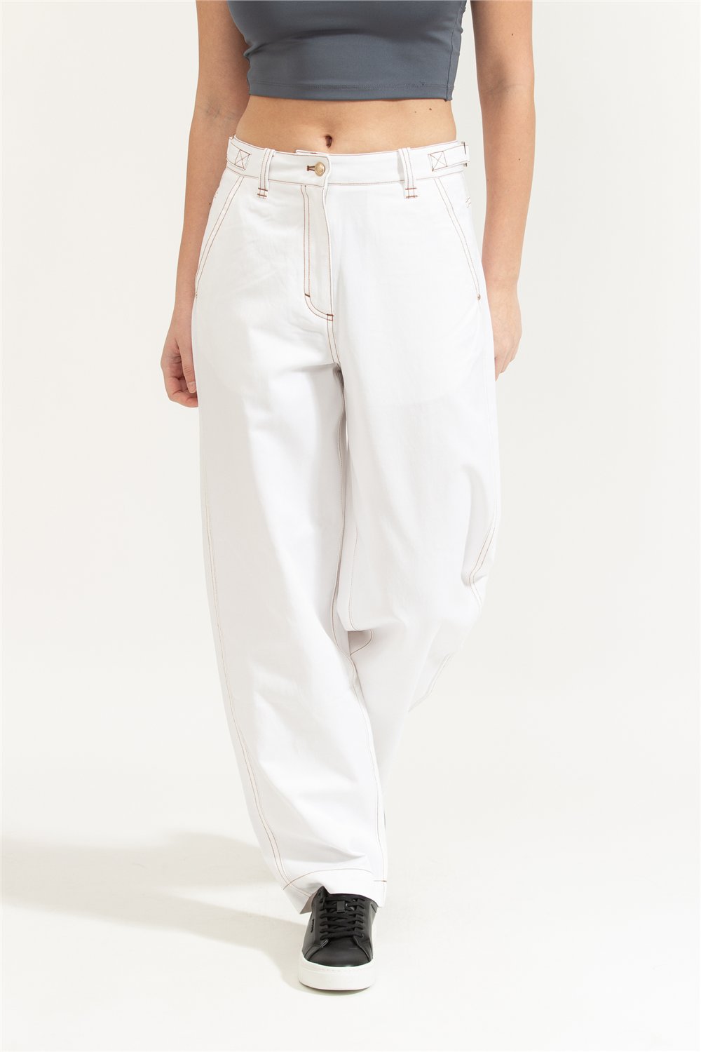 Guess Coreline Kadın Relaxed Fit Pantolon Beyaz