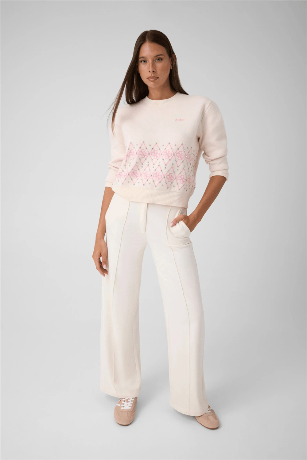 Guess Dione Kadın Aktif Relaxed Fit Eşofman Altı Beyaz