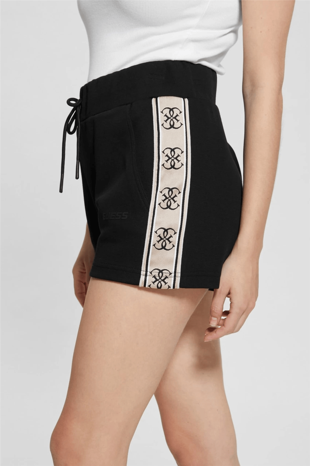 Guess Kadın Bermuda Şort Siyah
