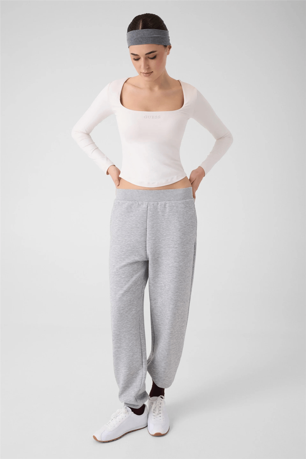 Guess Lotus Kadın Aktif Top Taş Rengi