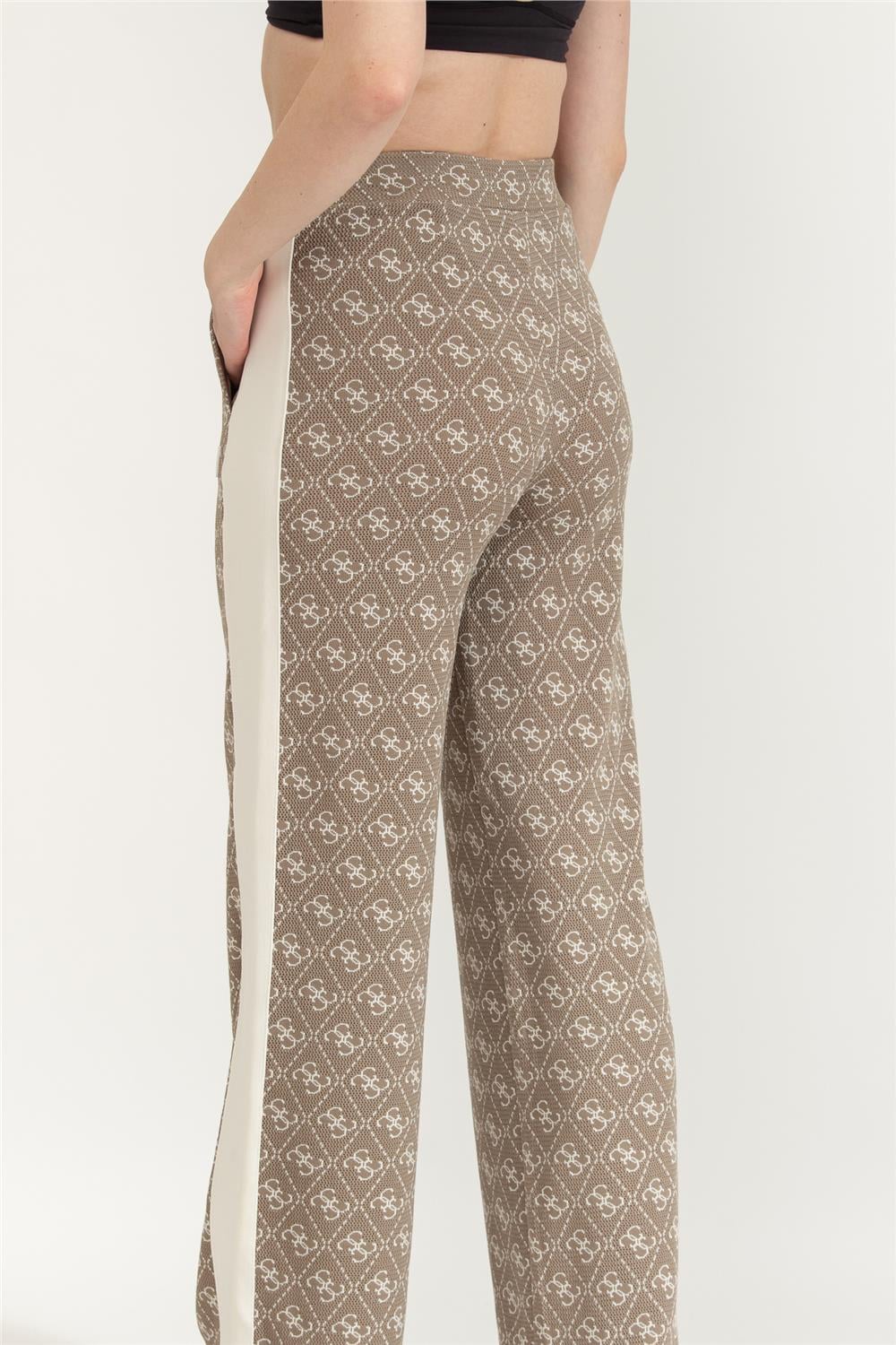 Guess Rhombus Kadın Aktif Regular Fit Eşofman Altı Çok Renkli