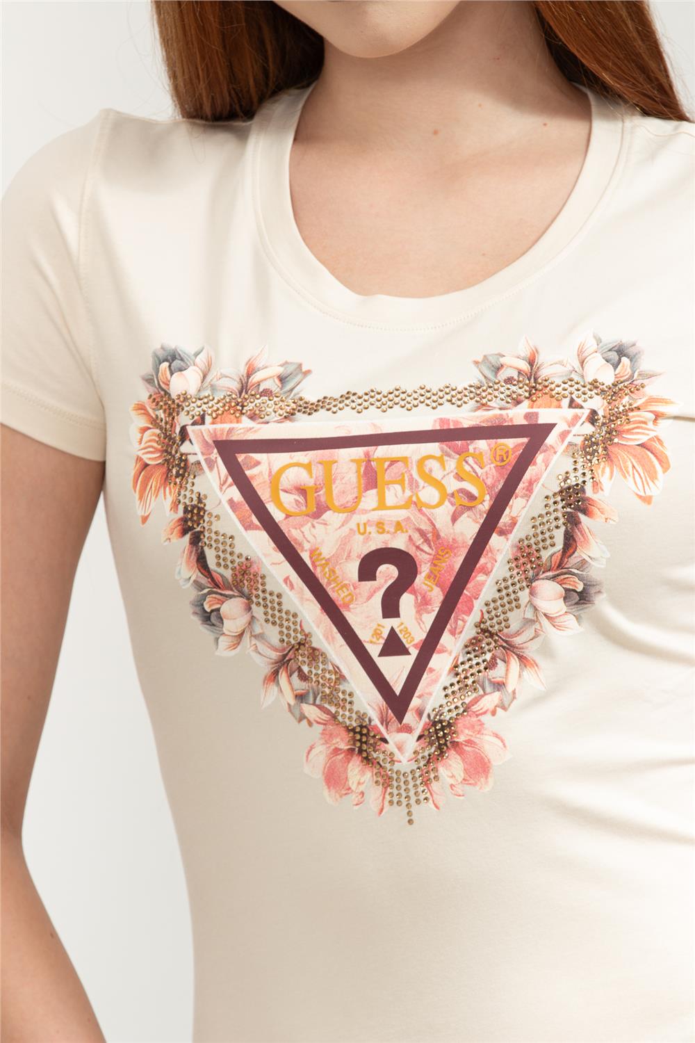 Guess Triangle Kadın Slim Fit T-Shirt Krem