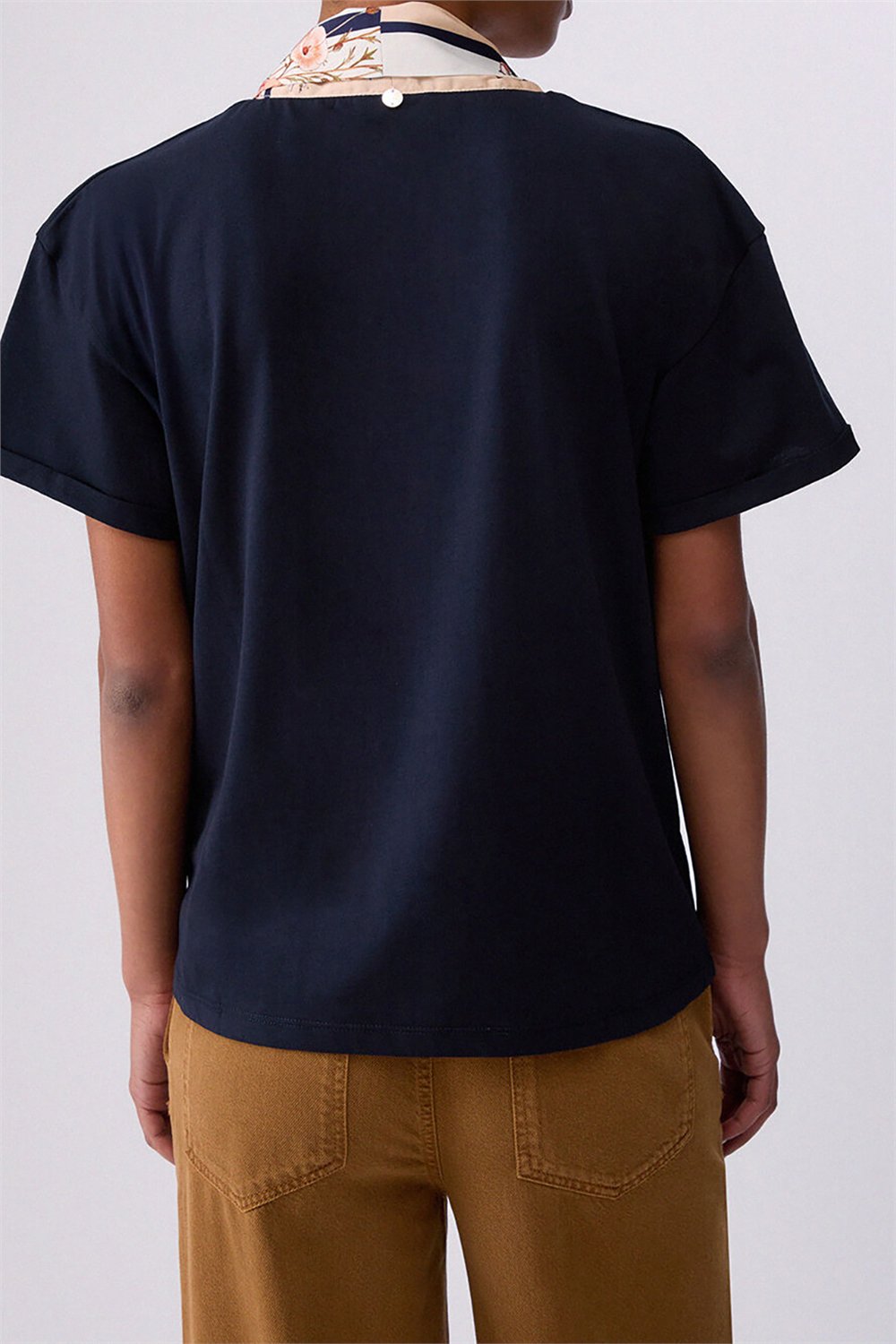 Liu Jo T-Shirt Moda M/C Kadın Bisiklet Yaka T-Shirt Çok Renkli