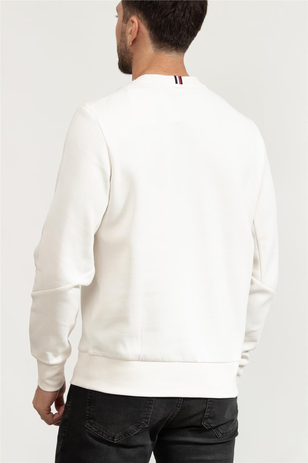 Tommy Hilfiger Best Essentials Erkek Bisiklet Yaka Sweatshirt Beyaz