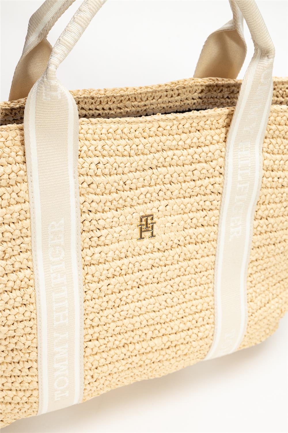 Tommy Hilfiger Kadın Mini Omuz Çantası Bej