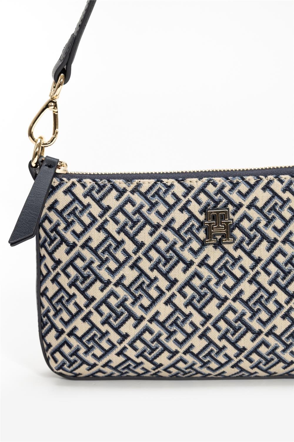 Tommy Hilfiger Kadın Omuz Çantası