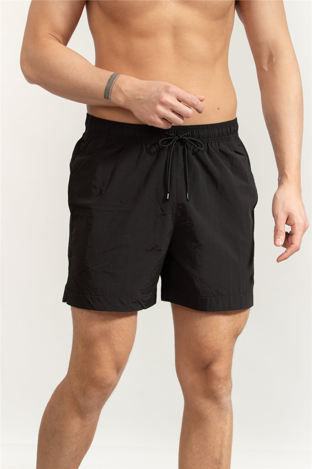 Tommy Hilfiger Medium Drawstring Erkek Şort Mayo Siyah