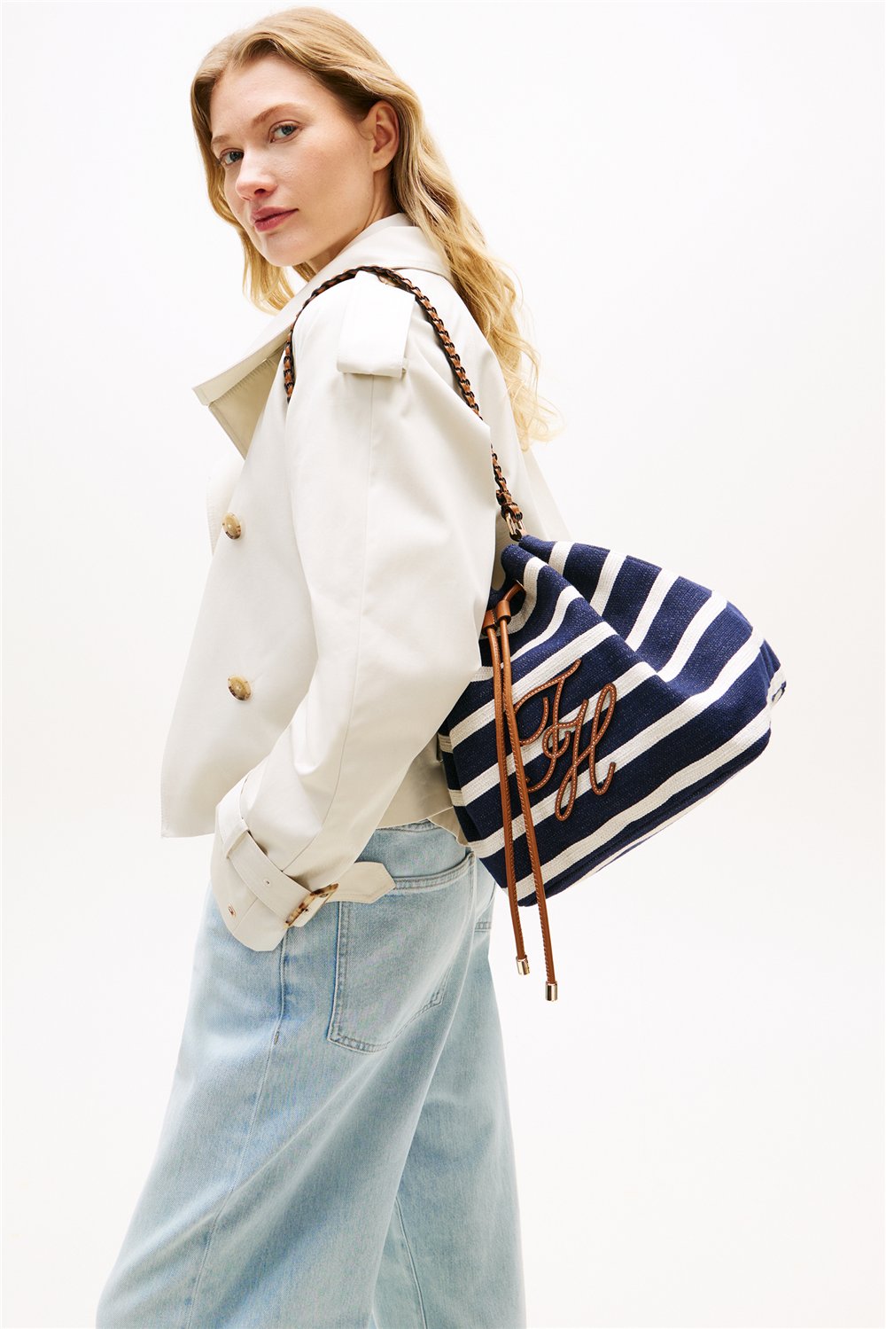 Tommy Hilfiger Th Elev Summer Bucke Kadın Omuz Çantası