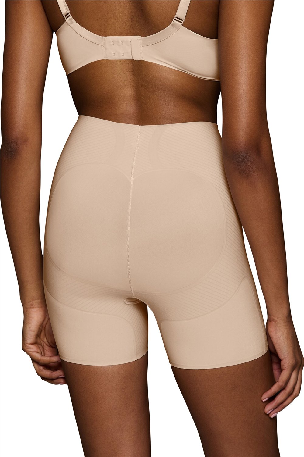 Triumph Kadın BMU Illusion Curve HW Short Külot Bej