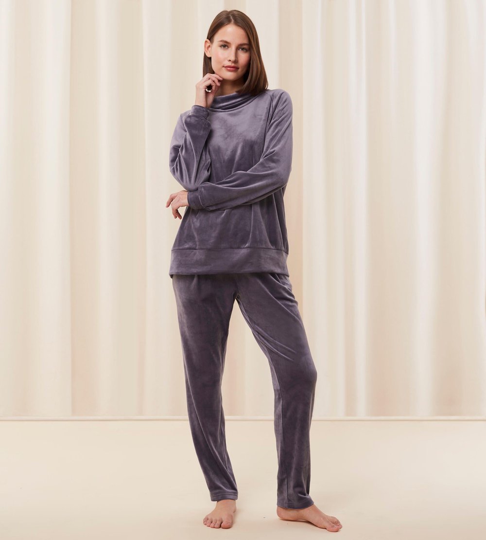triumph-cozy-comfort-velour-trousers-p-754d54.jpg