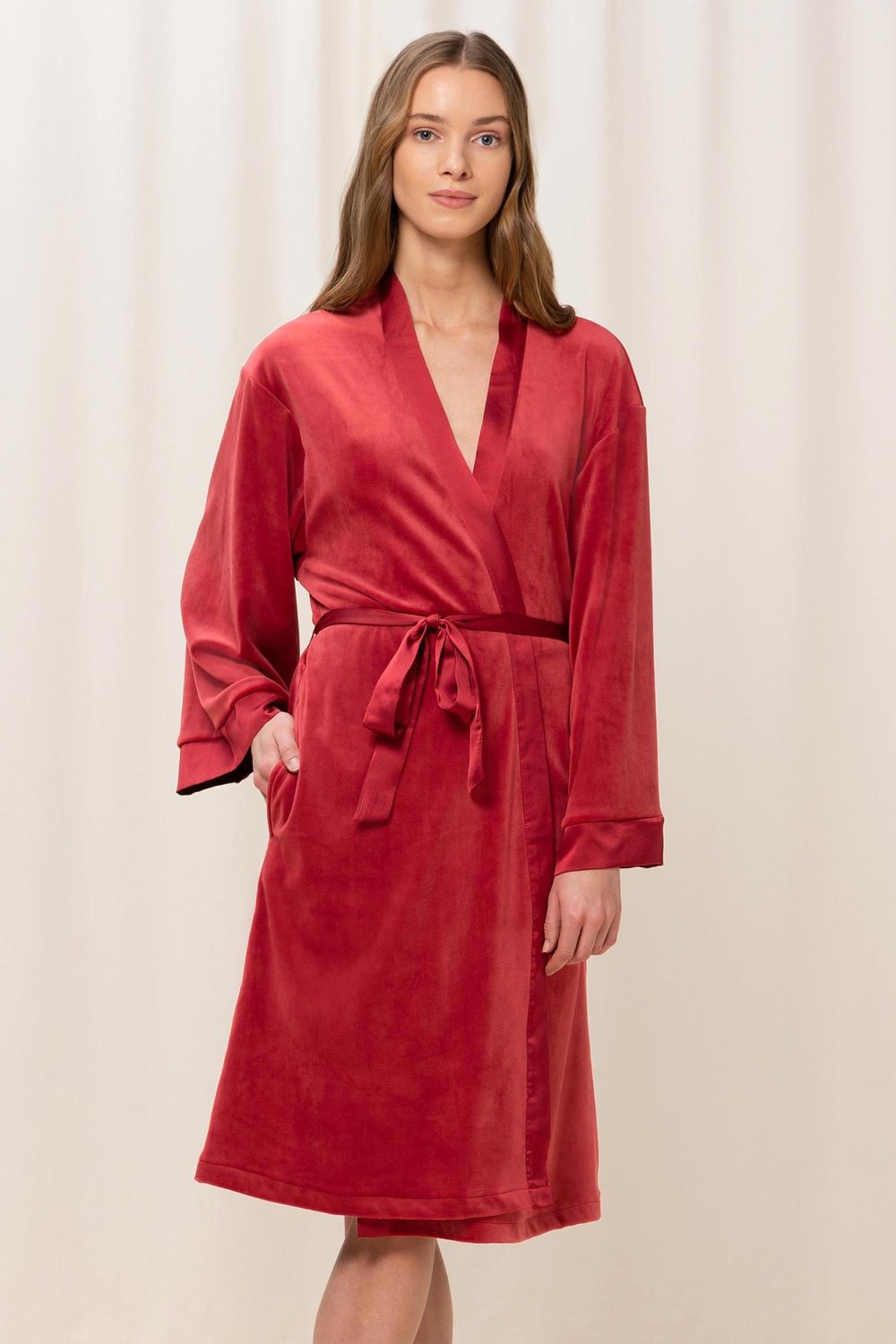triumph-robes-velour-robe-sabahlik-bf0e1-.jpg