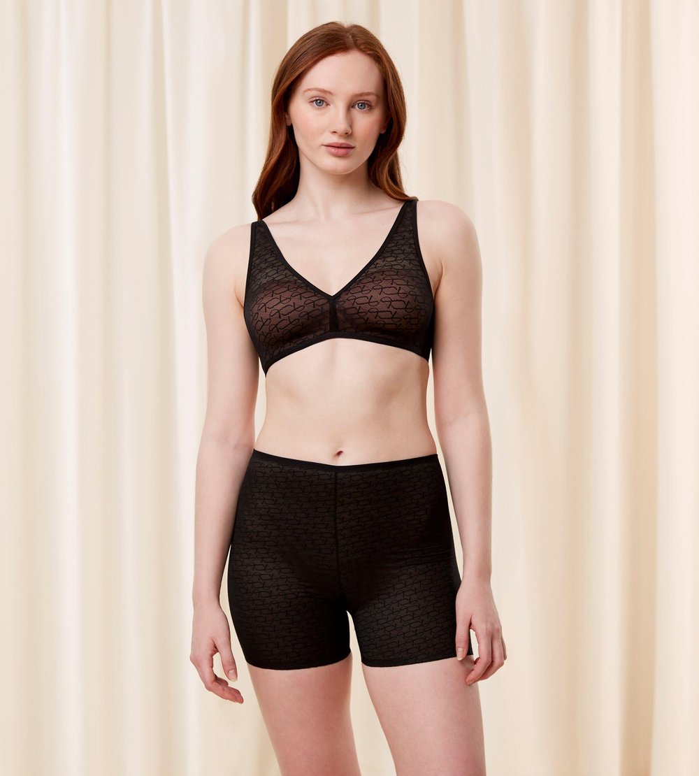 triumph-signature-sheer-shorts-kulot-f8e-e2.jpg
