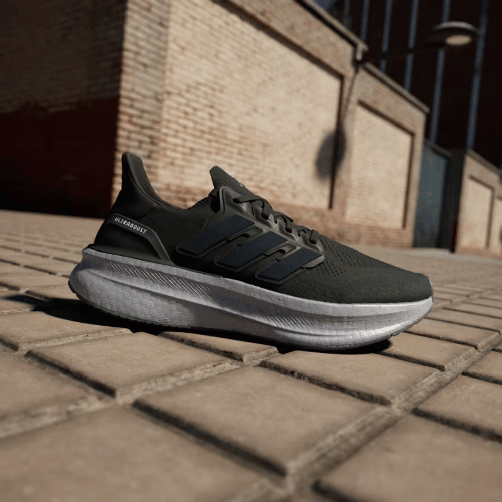 Adidas Ultraboost 5 Erkek Yol Koşusu Ayakkabısı