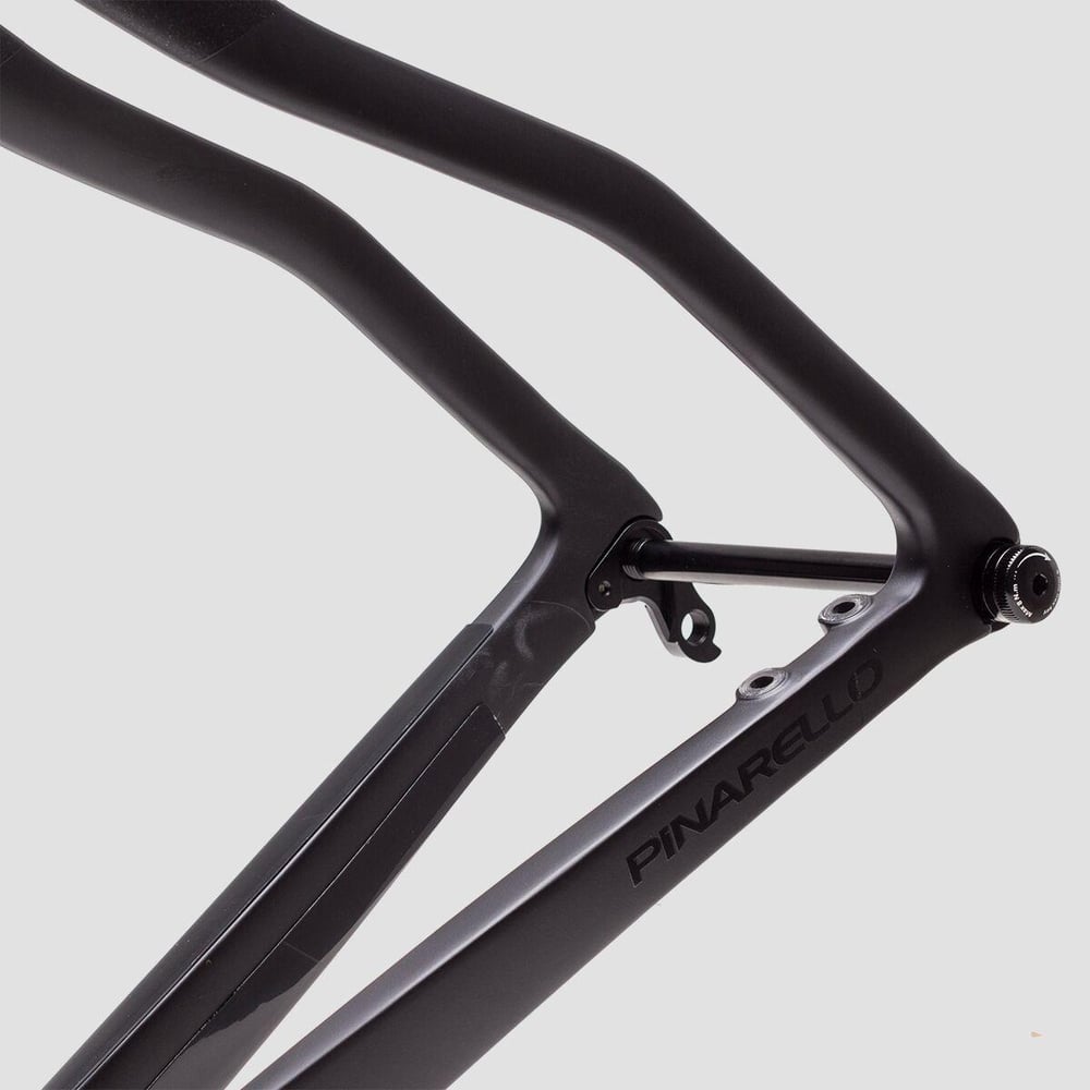 Pinarello Grevil F9 Siyah Kadro