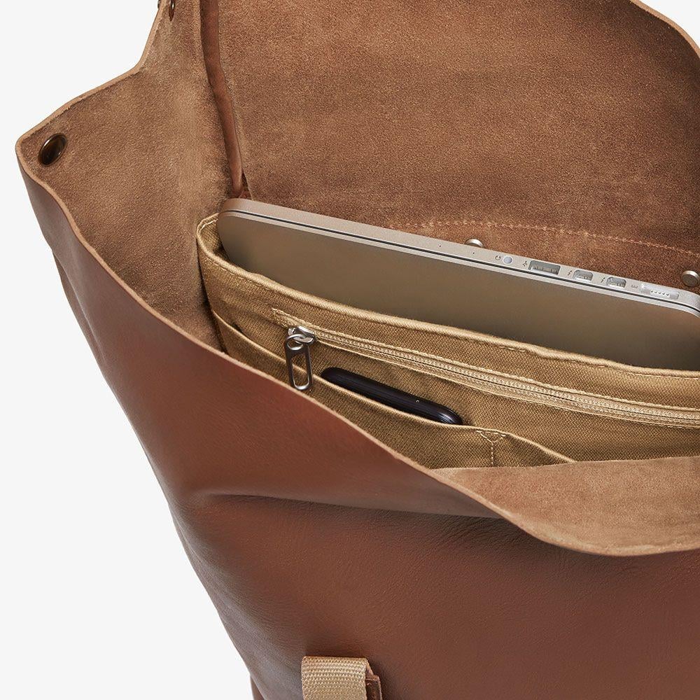 Brooks Pickwick Sert Deri Sırt Çantası