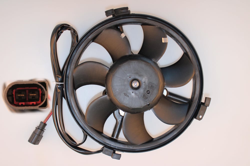 FAN MOTORU PASSAT 1.6 00>07 (KABLOLU)