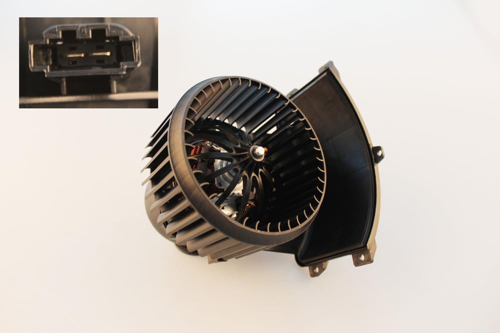 KALORİFER MOTORU 12V MULTIVAN V TRANSPORTER T5 T6-T7 10> 150x75MM (REZİSTANSLI)