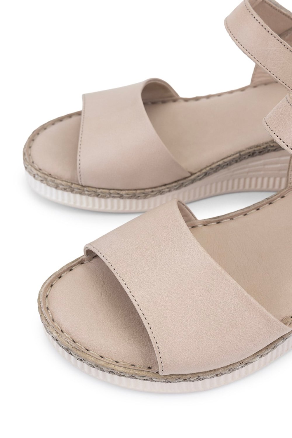 Tamer Tanca Kadın Hakiki Deri Bej Comfort Sandalet