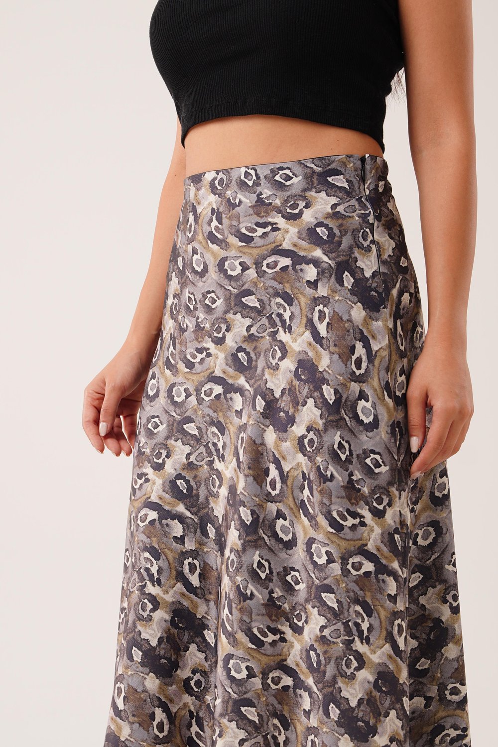 Batik Desenli Midi Boy Saten Etek