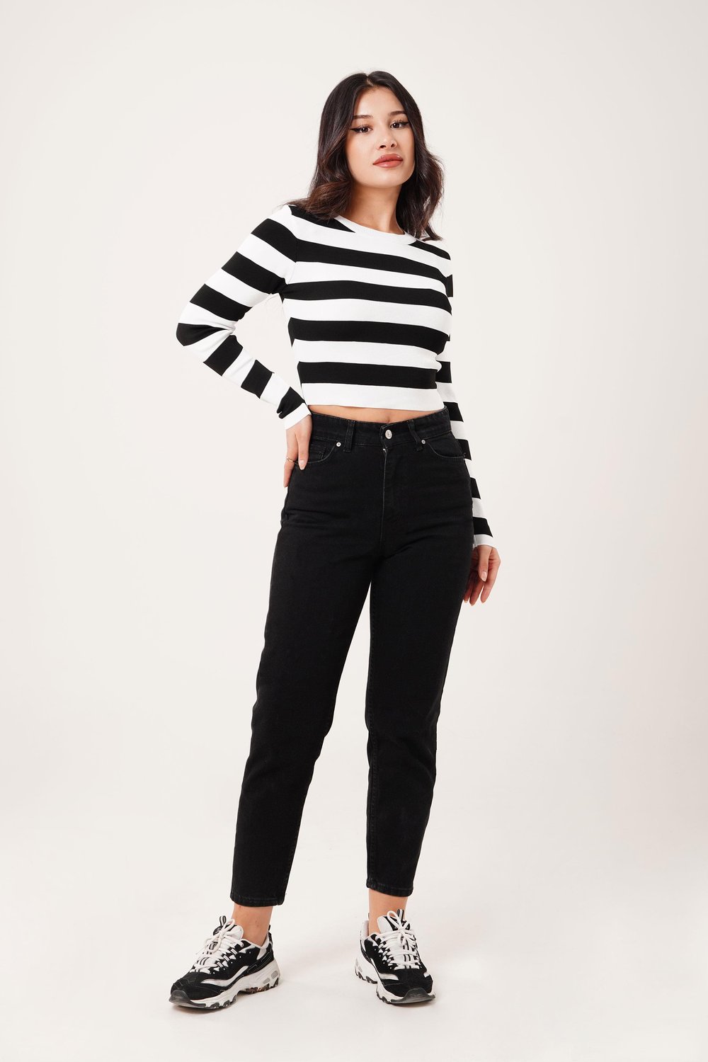 Bisiklet Yaka Siyah Kalın Çizgili Crop