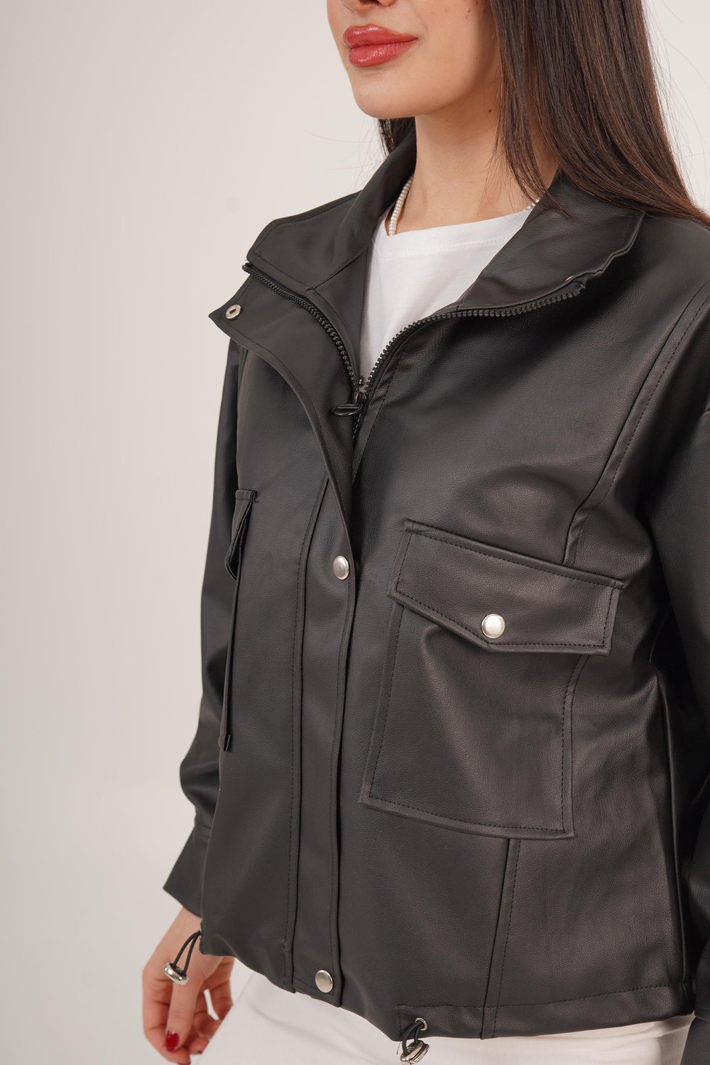 Çift Cepli Lastik Detaylı Siyah Deri Ceket	