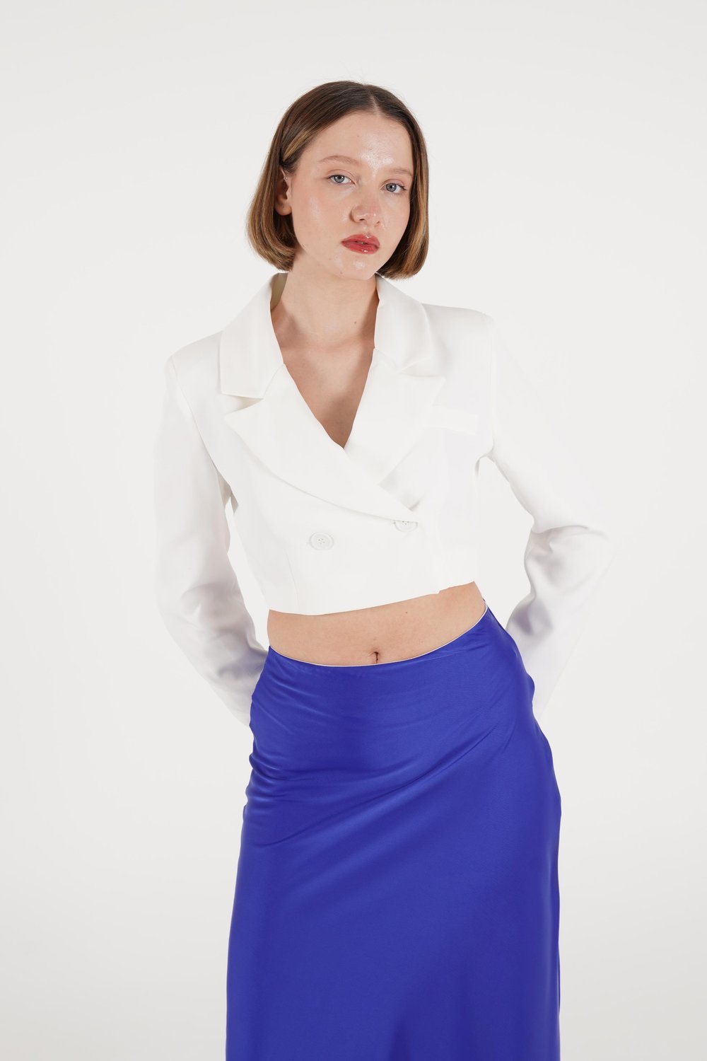 Çift Düğmeli Beyaz Blazer Crop Ceket
