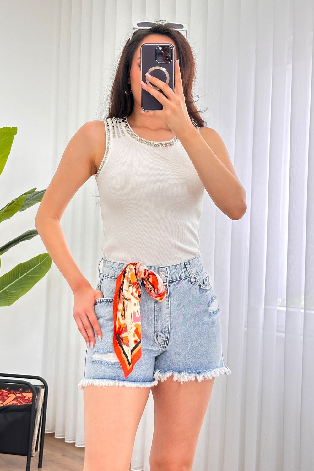 Distressed Denim Yüksek Bel Kot Mavi Jean Şort