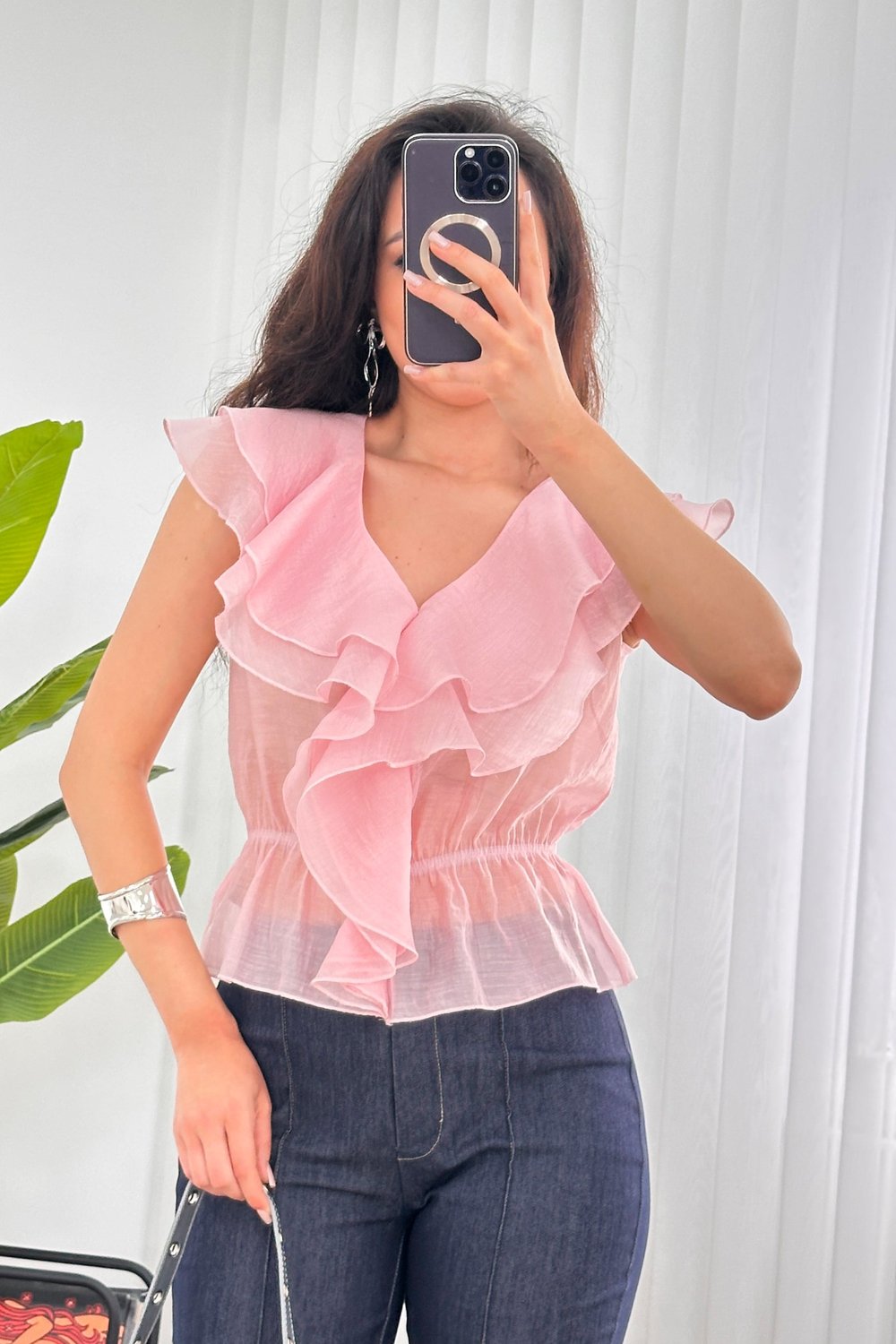 Fırfırlı Beli Lastikli V Yaka Pembe Bluz
