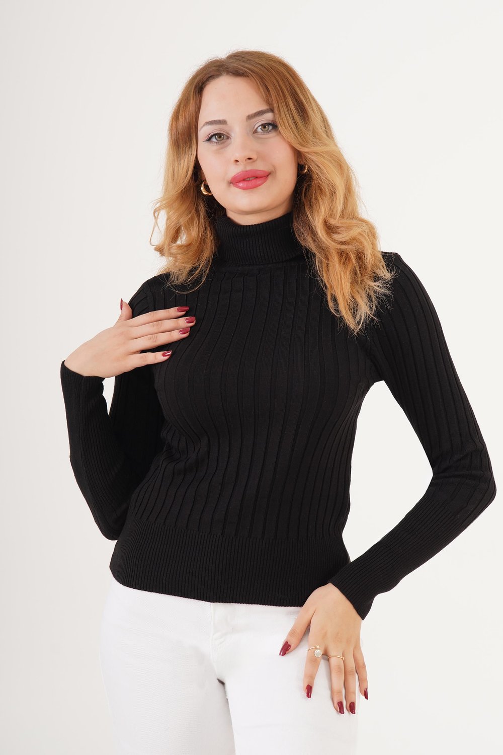 Geniş Fitilli Boğazlı Triko Body Siyah Kazak